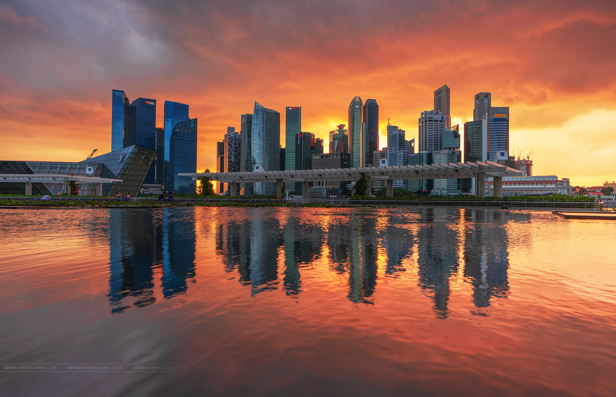 A Faithful Evening in Singapore